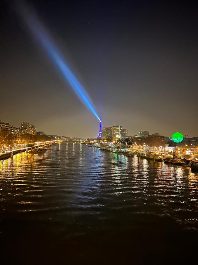Super Appartement Refait A Neuf Beaucoup De Charme Boulogne-Billancourt Exteriör bild