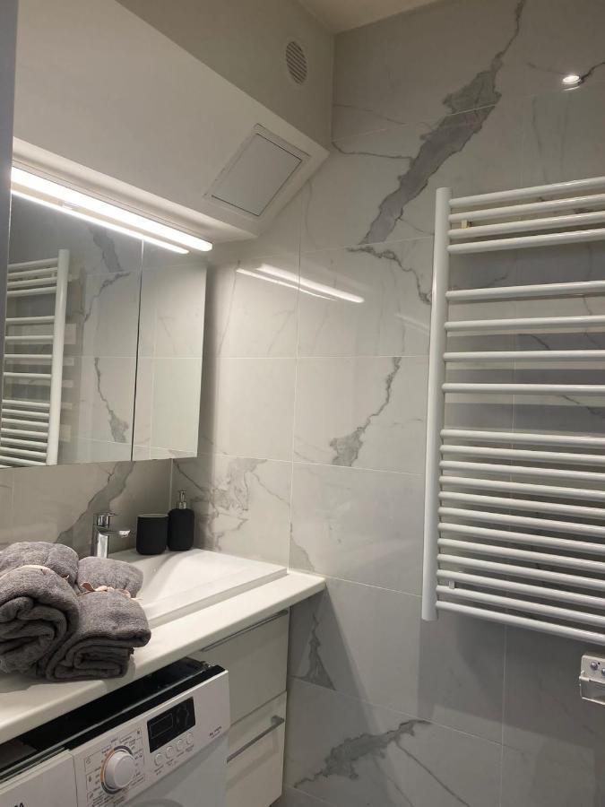 Super Appartement Refait A Neuf Beaucoup De Charme Boulogne-Billancourt Exteriör bild