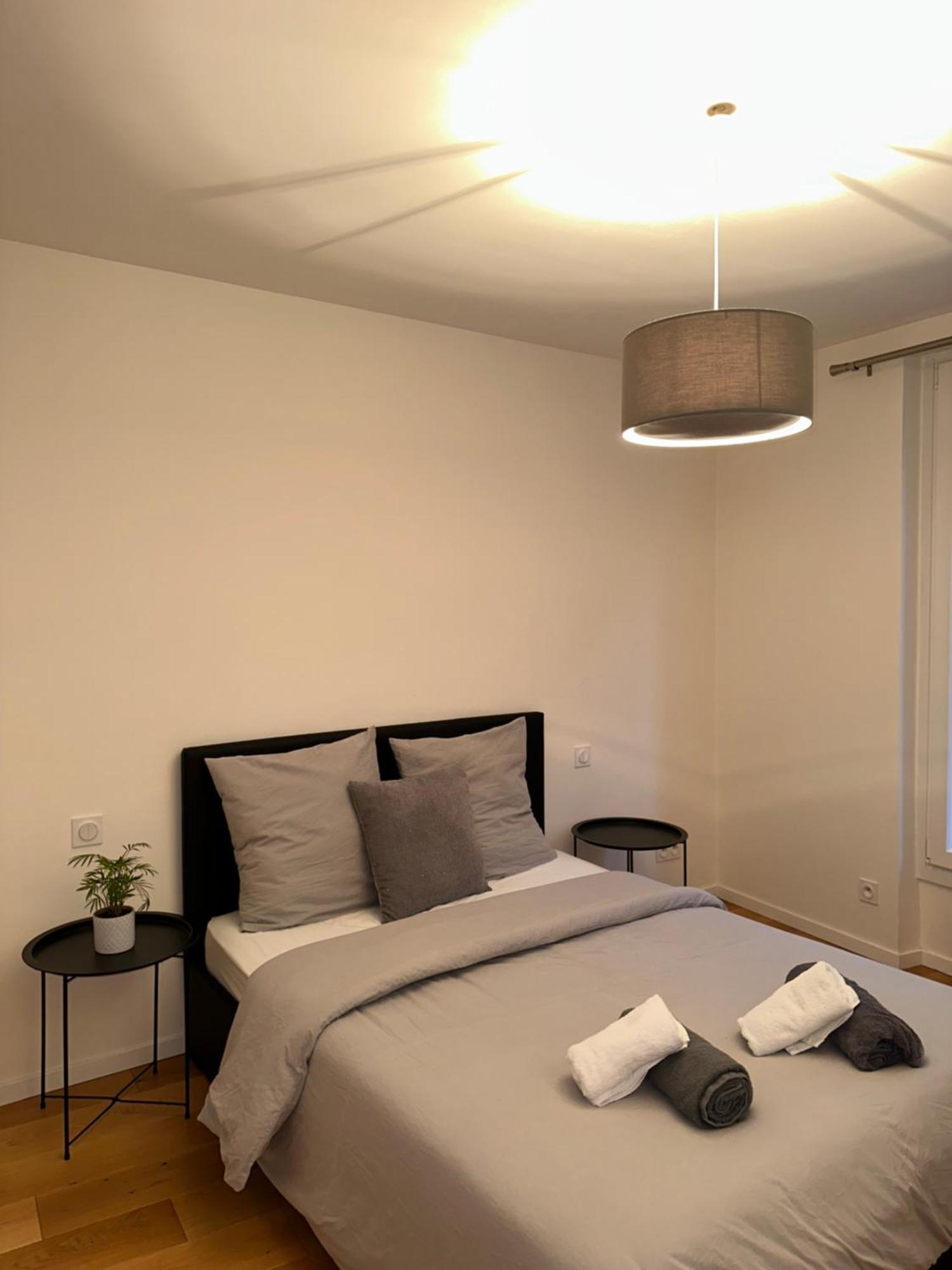 Super Appartement Refait A Neuf Beaucoup De Charme Boulogne-Billancourt Exteriör bild